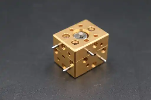 HUASEN MICROWAVE New Product Introduction – Millimeter-Wave Waveguide Circulator